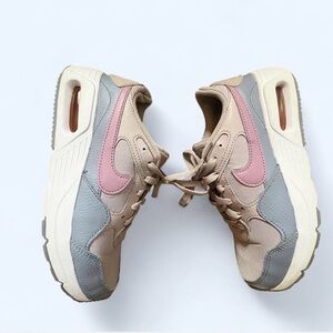 Nike women’s Air Max SC women’s sneaker size 7